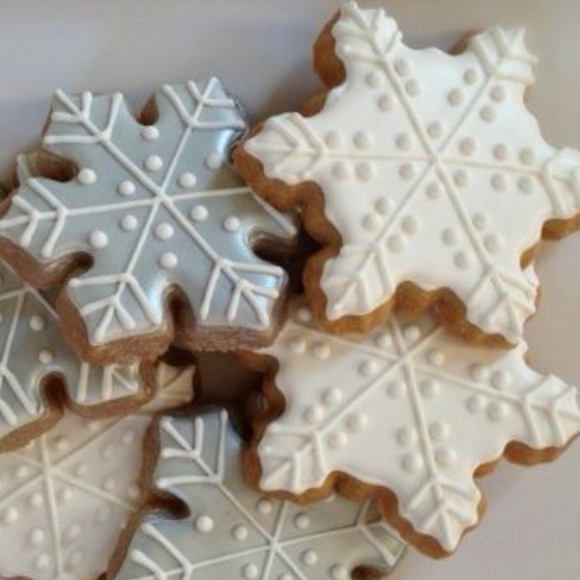 Cookie Cutters Snowflakes 5 Different Styles and 5 Nesting Pieces #2 - Picture 7 of 16